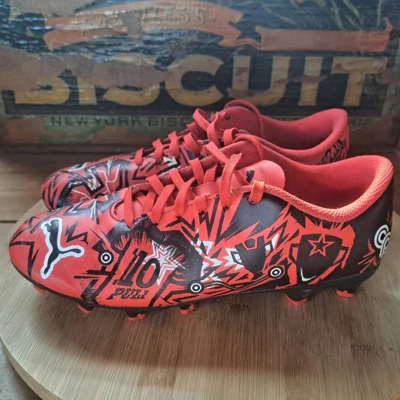 Puma Ultra Play Youth FG/AG Cleats, Kids Size 4.5 Soccer Football Athletic Shoes - Picture 1 of 11